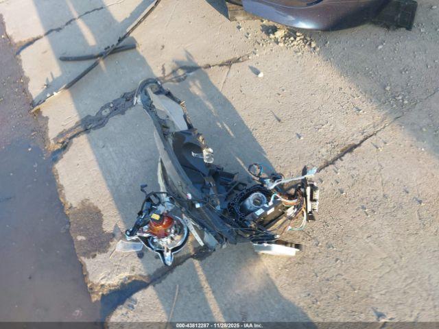 BMW 5 Series Image 9