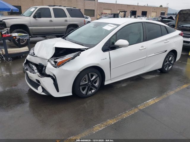 Toyota Prius Limited Image 3