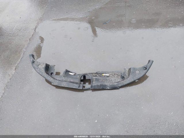 Toyota Prius Limited Image 8