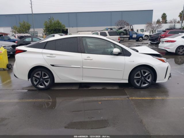 Toyota Prius Limited Image 5