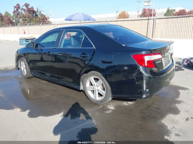 Toyota Camry Se Image 5