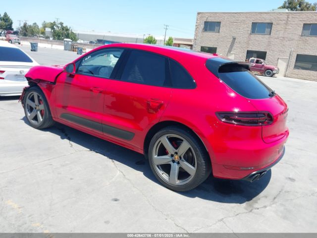 Porsche Macan Gts Image 15