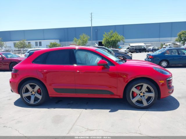 Porsche Macan Gts Image 7