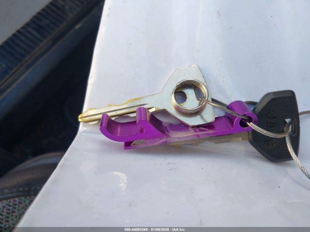 Jeep Cherokee Image 11