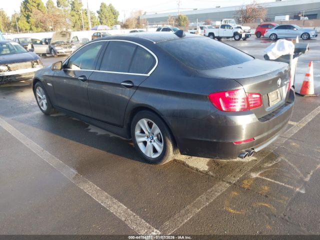 BMW 5 Series Image 6