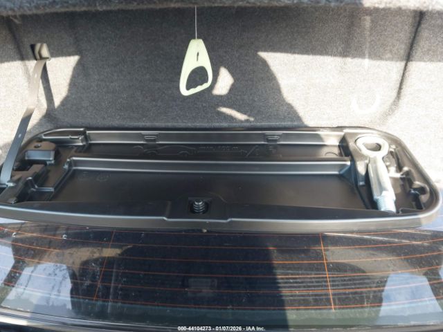 BMW 5 Series Image 2