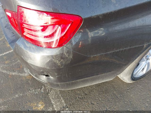 BMW 5 Series Image 14