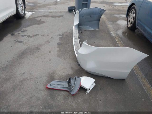 Toyota Sienna Limited 7 Passenger Image 7