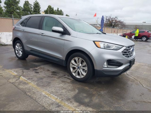Ford Edge Titanium Image 1