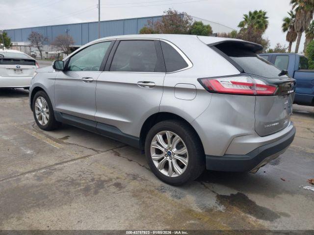 Ford Edge Titanium Image 7