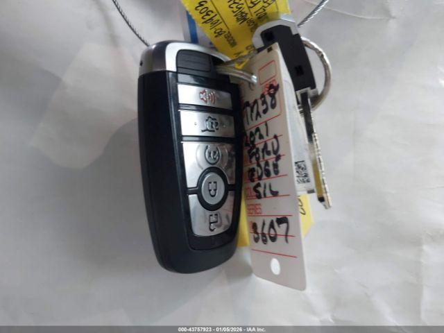 Ford Edge Titanium Image 14