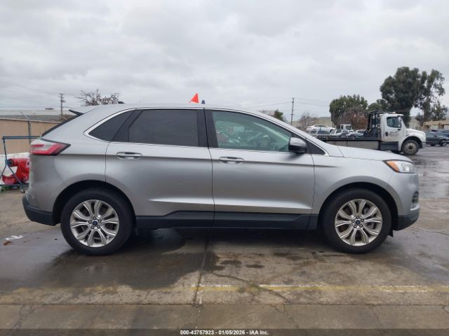 Ford Edge Titanium Image 18