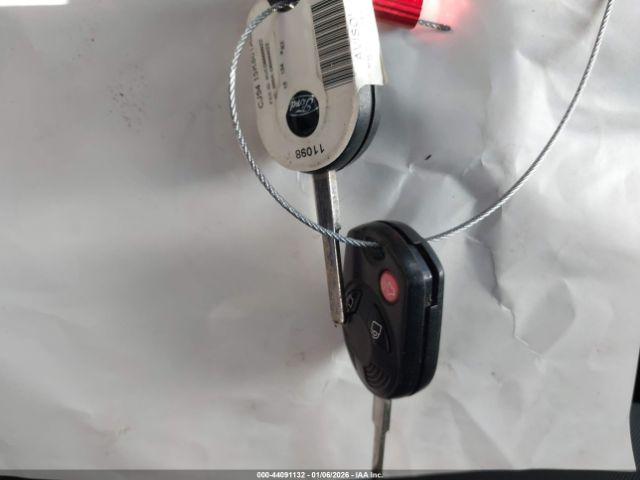 Ford Escape Image 10