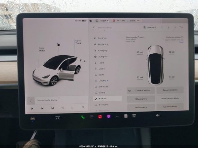 Tesla Model Y Long Range Dual Motor All-wheel Drive Image 7