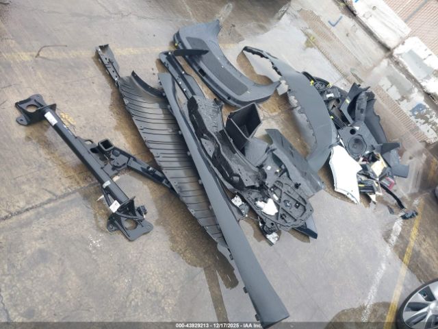 Tesla Model Y Long Range Dual Motor All-wheel Drive Image 20