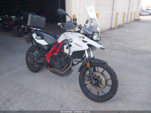 BMW F-750 Gs Image 1