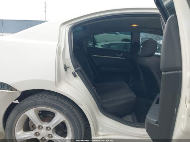 Mitsubishi Galant Image 6