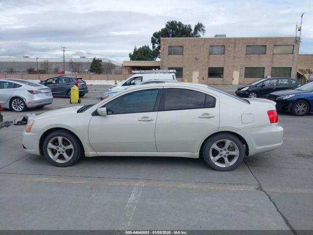 Mitsubishi Galant Image 11