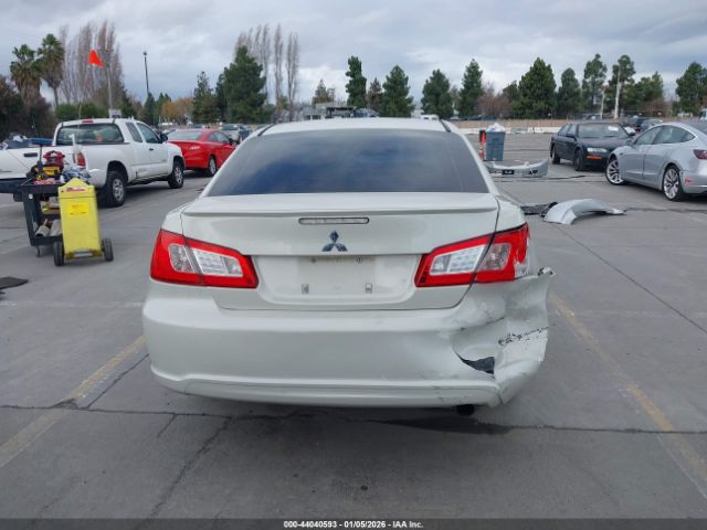 Mitsubishi Galant Image 14