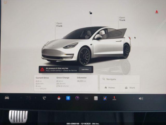 Tesla Model 3 Long Range Dual Motor All-wheel Drive Image 5