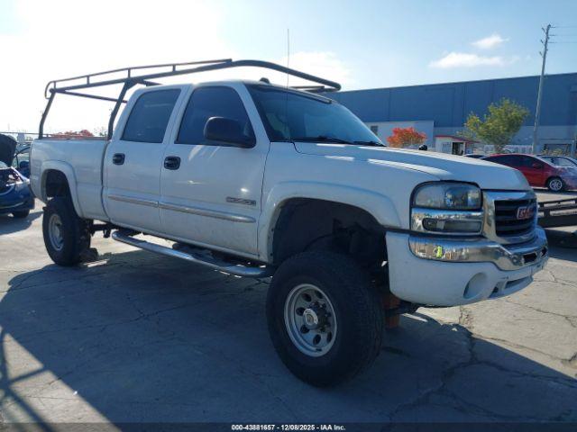  Salvage GMC Sierra 2500