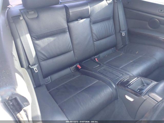 BMW 3 Series Image 8