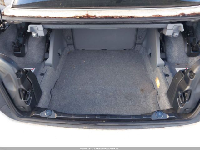 BMW 3 Series Image 17