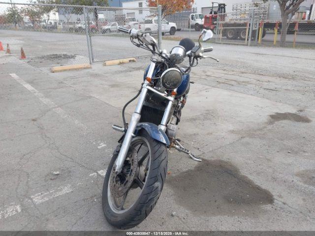 Honda Vt1100 C Image 2
