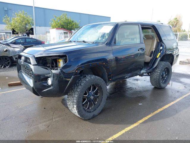 Toyota 4Runner Sr5 Image 2