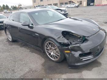  Salvage Porsche Panamera