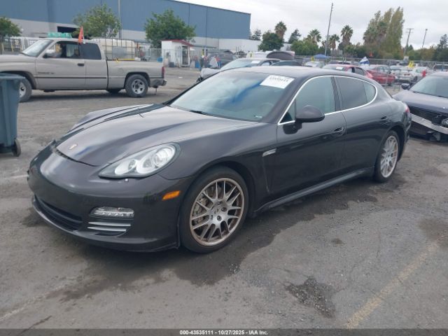Porsche Panamera 4s Image 14