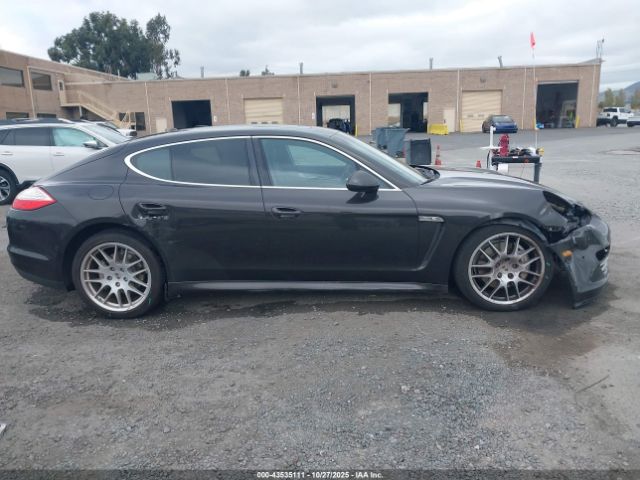 Porsche Panamera 4s Image 7