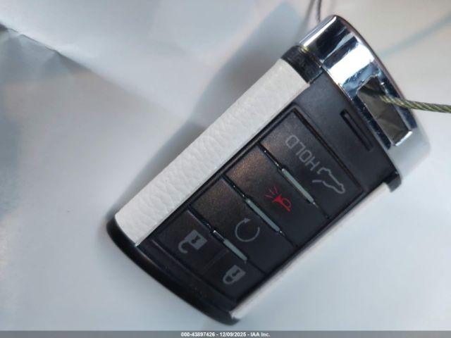 Chevrolet Corvette Stingray Image 11