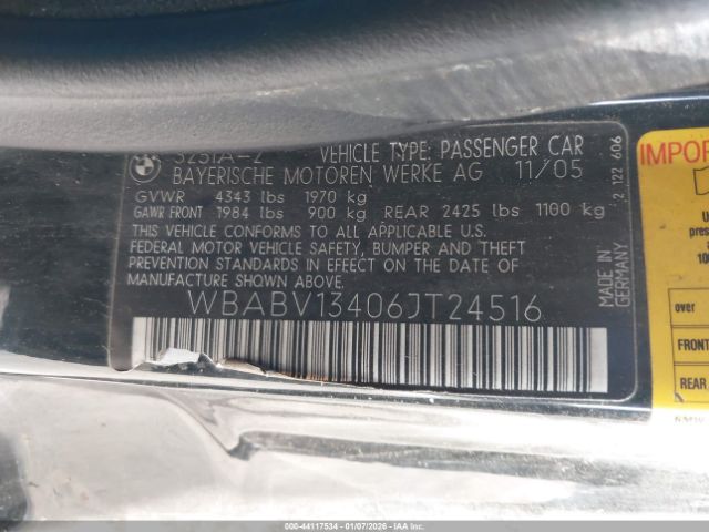 BMW 3 Series Image 12