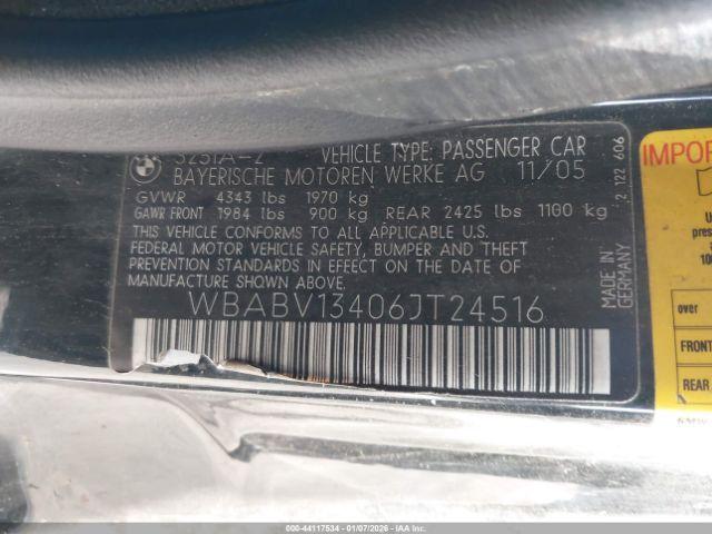 BMW 3 Series Image 12