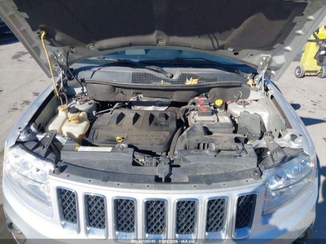 Jeep Compass Latitude Image 6