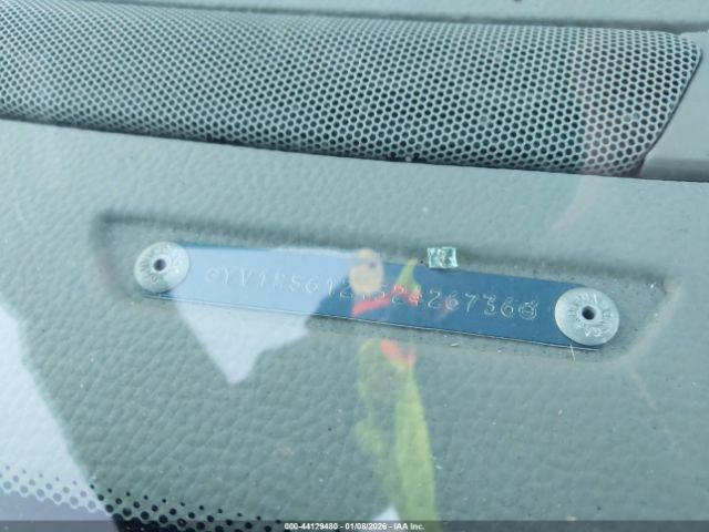 Volvo S60 2.4 Image 10