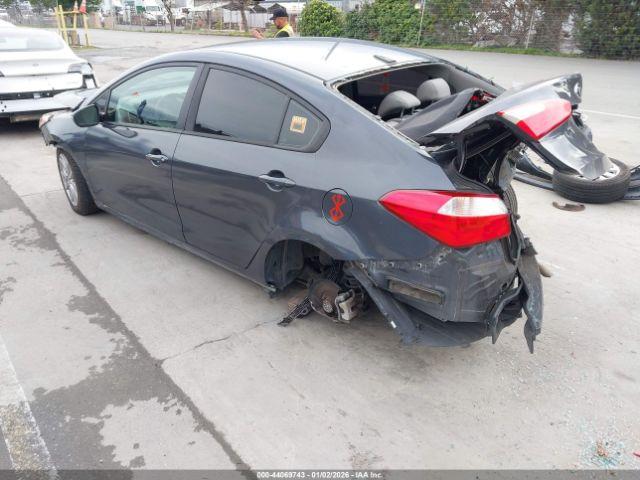 Kia Forte Lx Image 12