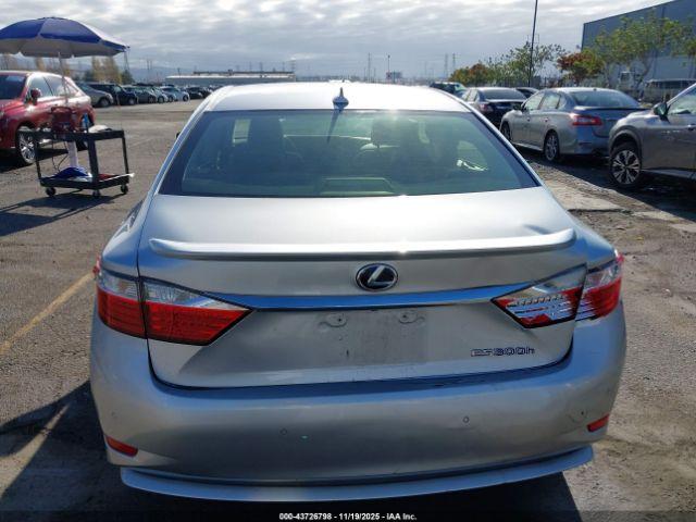 Lexus Es Image 16