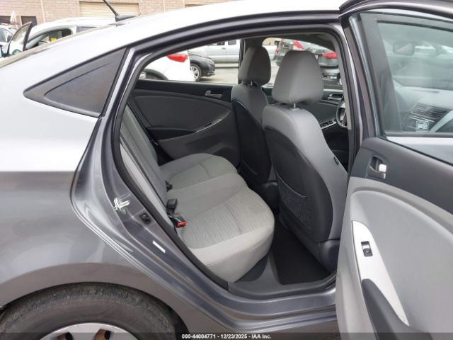 Hyundai ACCENT Gls Image 8