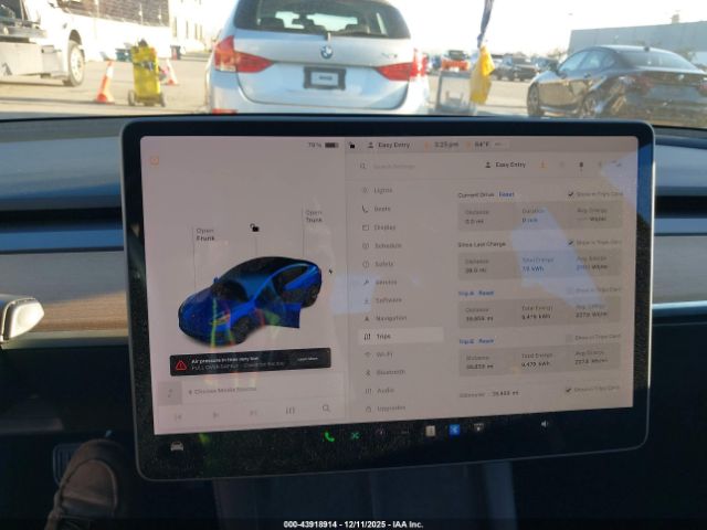 Tesla Model 3 Long Range Dual Motor All-wheel Drive Image 4
